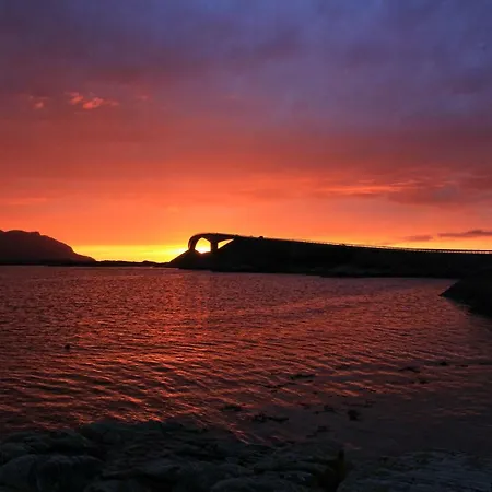 Holiday home House With Lake View Near Atlantic Road